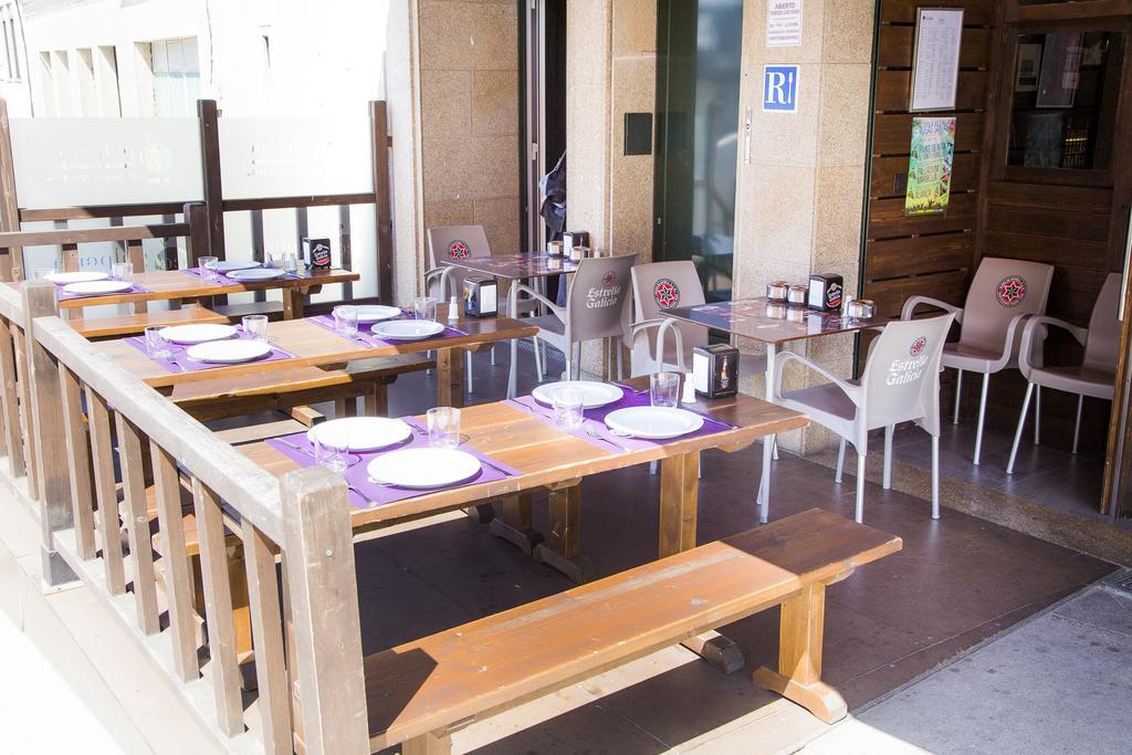 Отель Pension Restaurante Casa Camino Палас-де-Рей Экстерьер фото